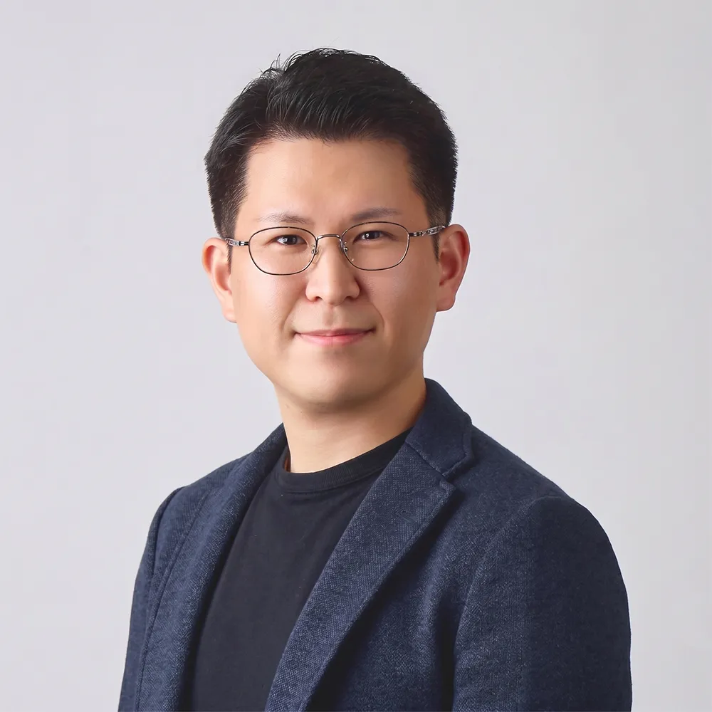 岡崎 泰之
